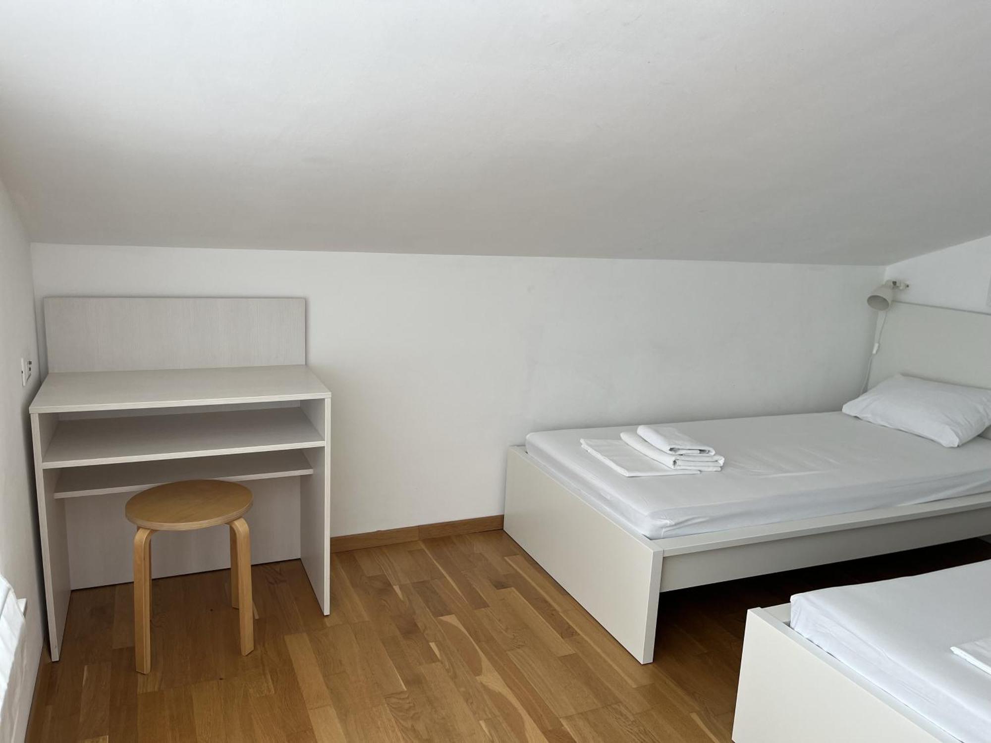 Apartments Leut 80M From The Sea Подгора Номер фото